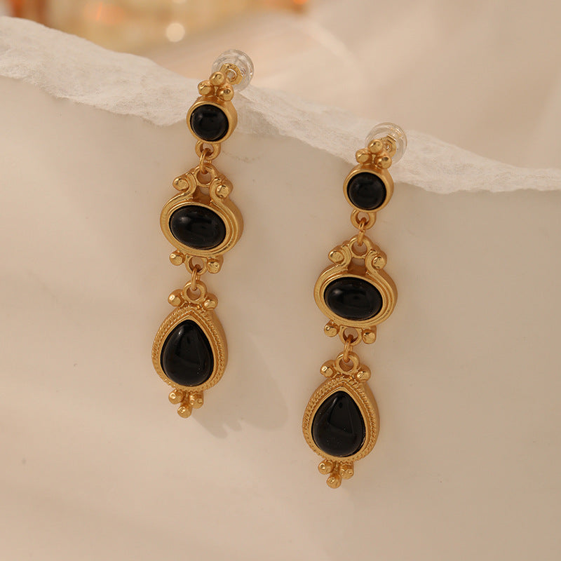 Retro palace style black long earrings (high-end niche and light luxury earrings)