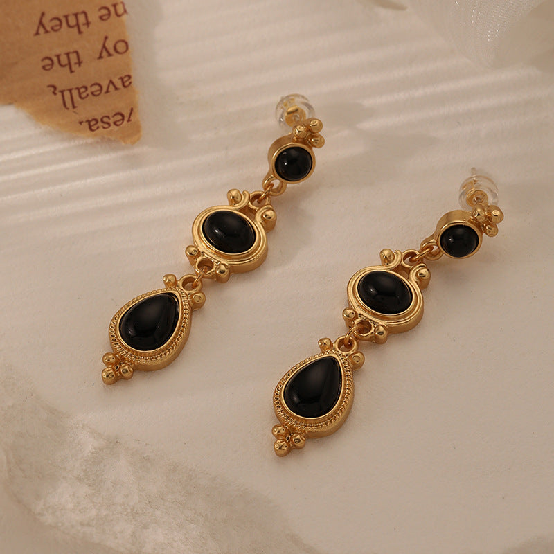 Retro palace style black long earrings (high-end niche and light luxury earrings)