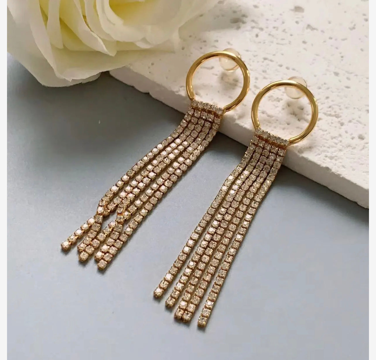 Retro circle tassel long earrings (noble, elegant)