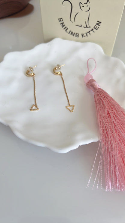 Simple and elegant semi-circle small triangle earrings